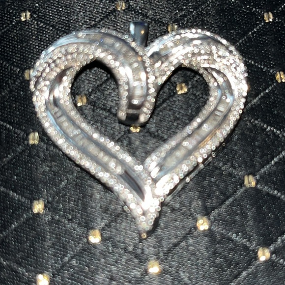 Large Sterling Silver and Diamond Heart Pendant!!! - Picture 3 of 7